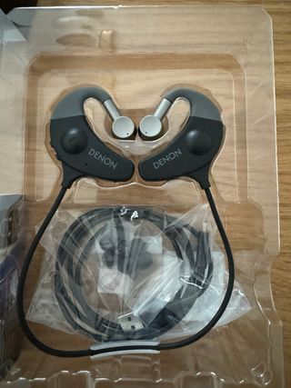 Auriculares inalámbricos Denon AH-W150