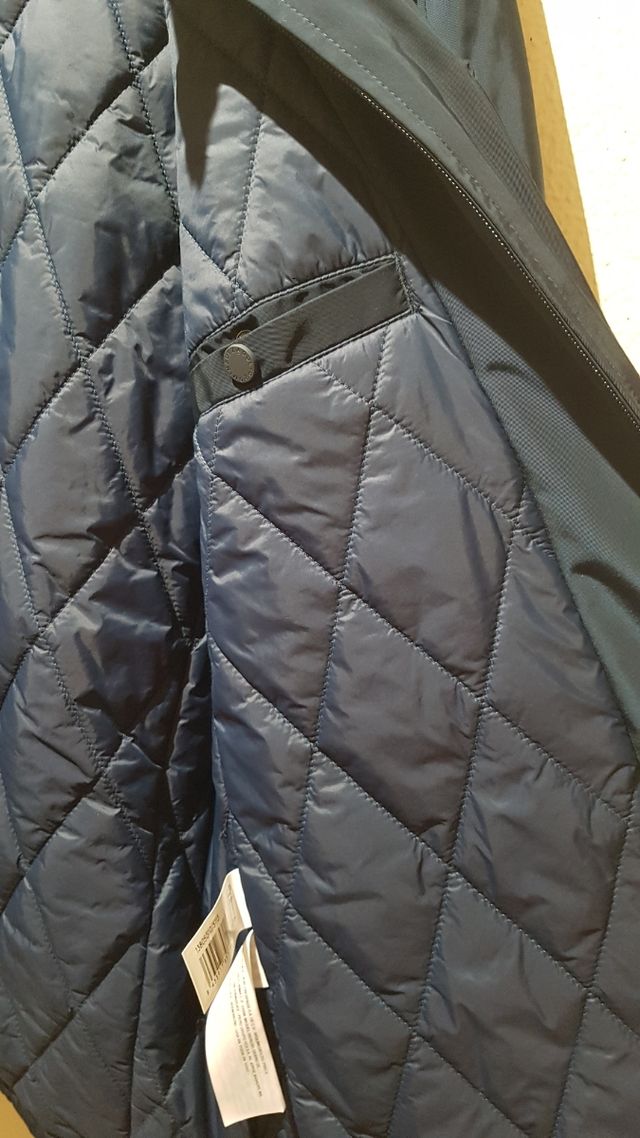 Cazadora hombre azul de Adolfo Domínguez