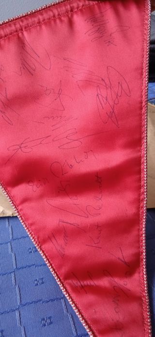 Banderín firmado Bayer Leverkusen 1988