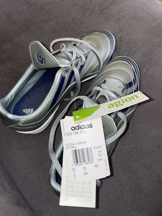 Zapatos Plateados adidas de niño