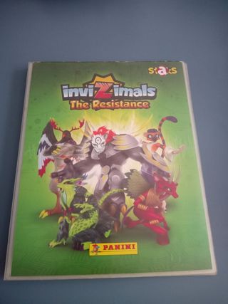 Album de Invizimals buen estado
