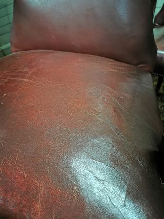 Juego de 6 butacas cuero. Antiguas