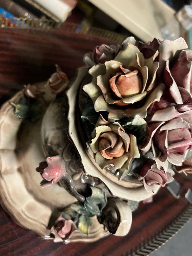 Centro tavola ceramica capodimonte