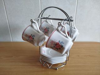 Soporte colgador tazas