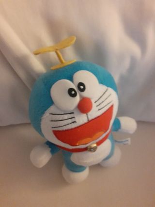 Peluche doraemon