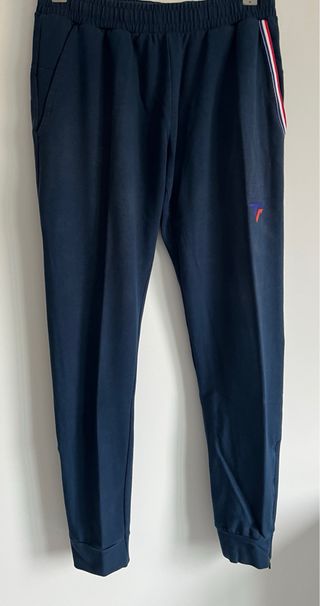 Lote de ropa deportiva hombre Tecnifibre.