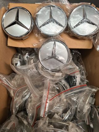 Tapabujes/tapas llantas de mercedes