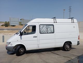 Mercedes-Benz Sprinter 2004