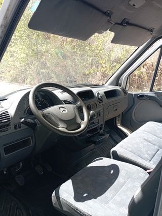 Mercedes-Benz Sprinter 2004