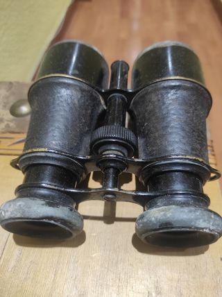 Prismáticos antiguos