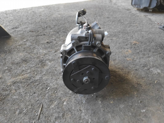 Compresor aire acondicionado Mitsubishi Gran y_365
