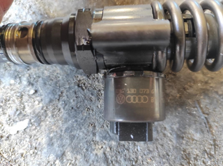 Inyector 03G130073G Mitsubishi Grandis (2003 y_866