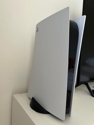 PS5 DIGITAL y juego FIFA 2023