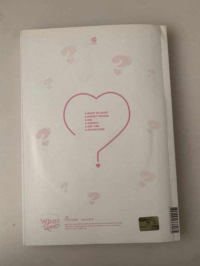 Album twice “what is love?”