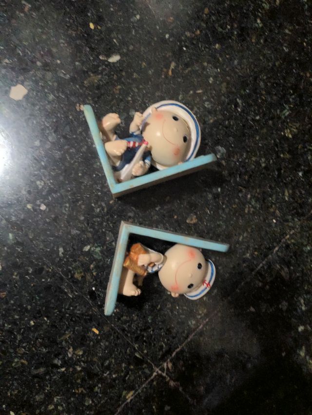 Sujeta libros infantil