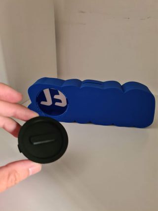 Mealheiro personalizado com nome e cor a escolha