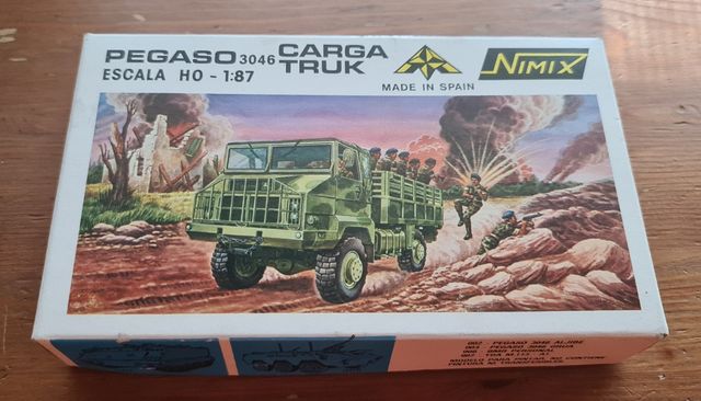 Modello di camion da carico Pegaso 3046