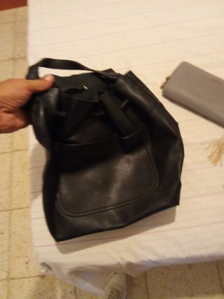 3 bolsos mujer y 1 monedero