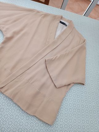 Kimono corto de Zara 