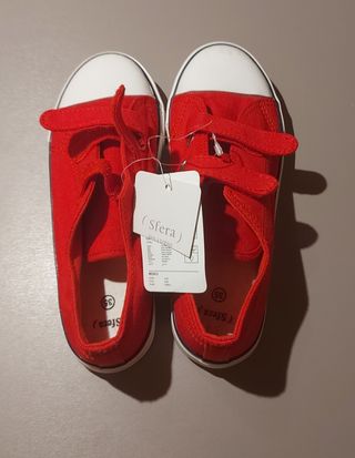 Zapatillas niño rojas Sfera