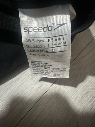 Bañador niña speedo talla 5/6