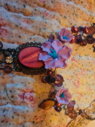 Collana e orecchini fatti a mano