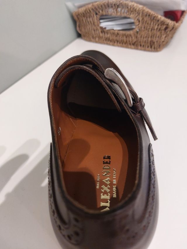 Scarpe in pelle classiche con fibia