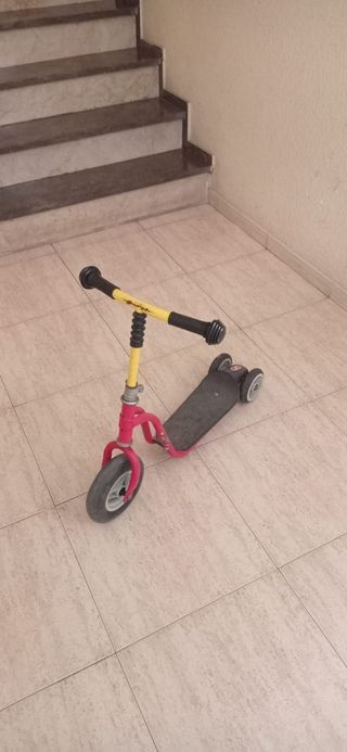 Patinete tres ruedas