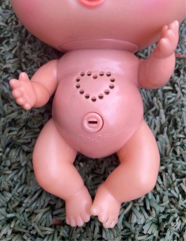 Muñeca Bellies con latido y color