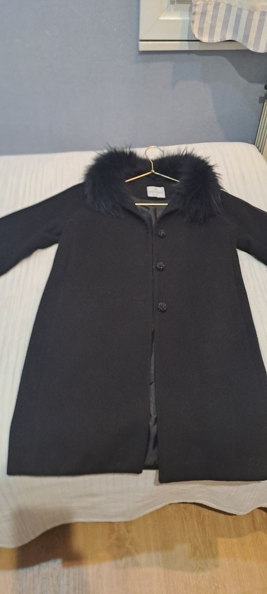Abrigo negro italiano cuello pelo