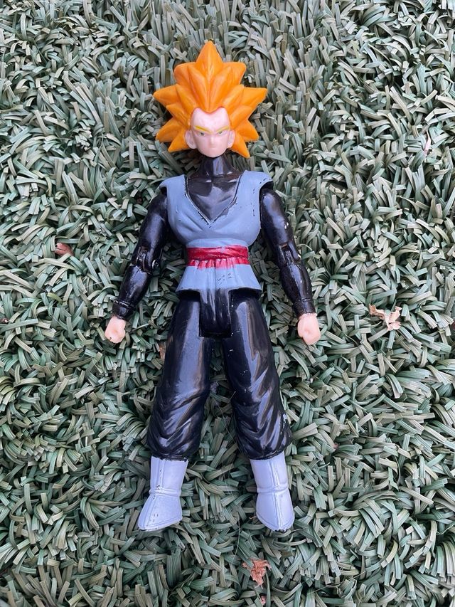 Son Goku muñeco articulado