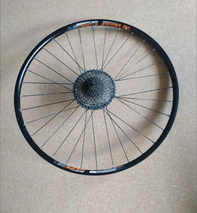 LLANTAS 2 TRASERAS DE ALUMINIO MTB 29" 11v.