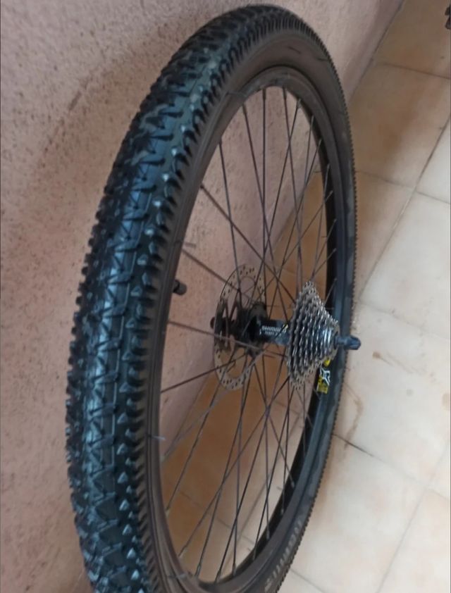 RUEDA COMPLETA DE 26, MAVIC