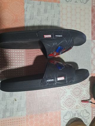 Chanclas Adidas Spiderman