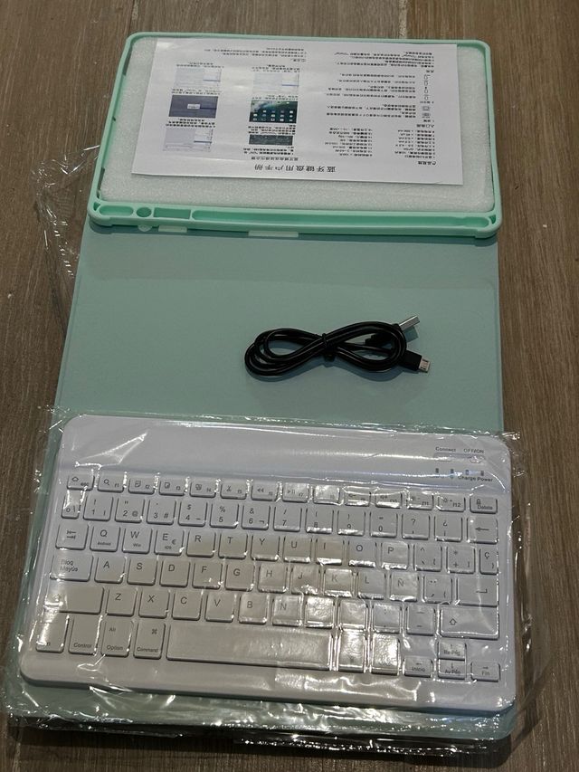 funda teclado iPad Air3 / iPad Pro 10.5 retro