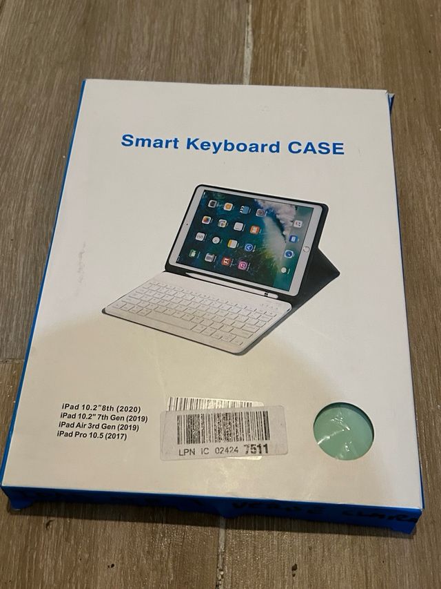 funda teclado iPad Air3 / iPad Pro 10.5 retro
