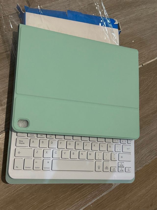 funda teclado iPad Air3 / iPad Pro 10.5 retro