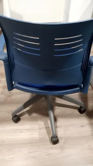 Silla escritorio azul