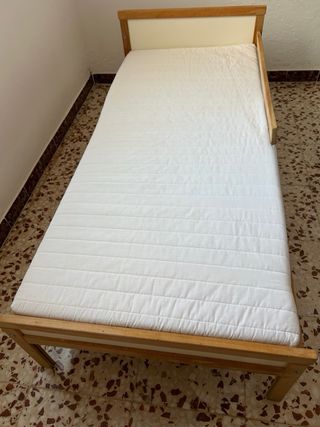 Cama infantil+somier+colchon ikea
