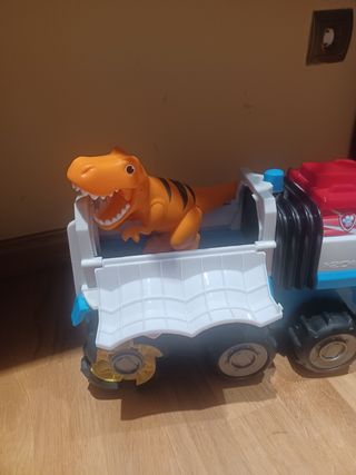 Camión patrulla canina