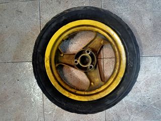 Llanta trasera Peugeot speedfight 