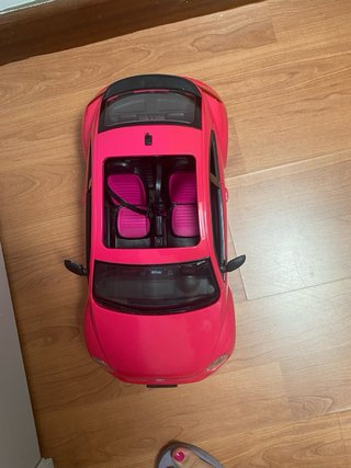 Muñecas tipo barbie y coches