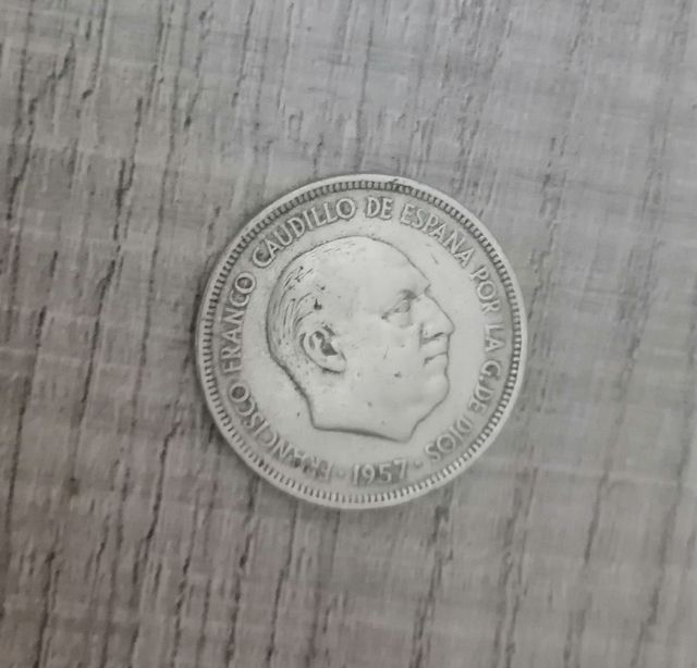 Cinco pesetas Franco 1957, estrella 1959
