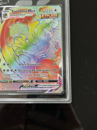 Carta gradata dei pokemon Tornadus Vmax