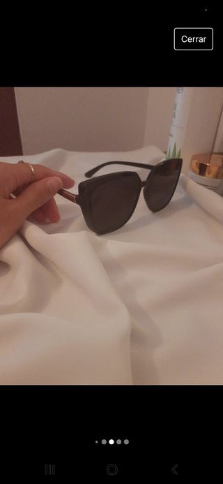 Gafas de sol negros