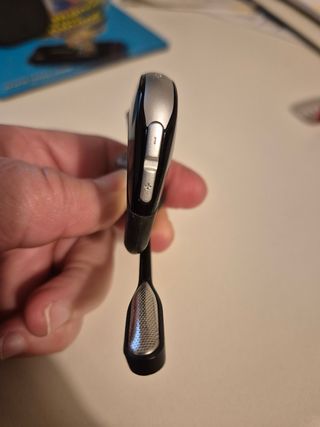 Auricular plantronics  bluetooth