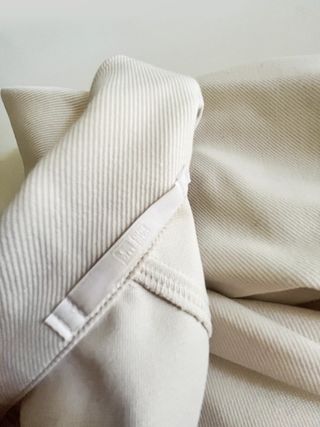 Americana Blazer uniqlo tela suave blanco/beige