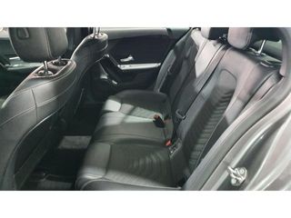 Mercedes-Benz Clase A 180 100 kW (136 CV)