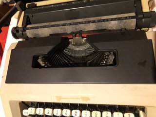 Maquinas de escribir antigua OLIVETTI LETTERA