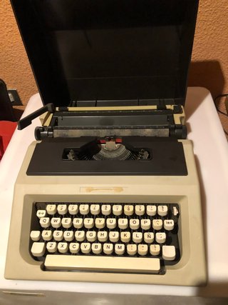 Maquinas de escribir antigua OLIVETTI LETTERA